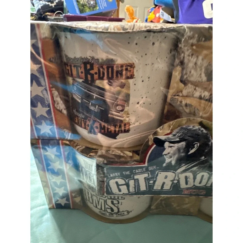 BT Larry The‎ Cable Guy Git-R-Done Mug Set 4 Pieces NIB